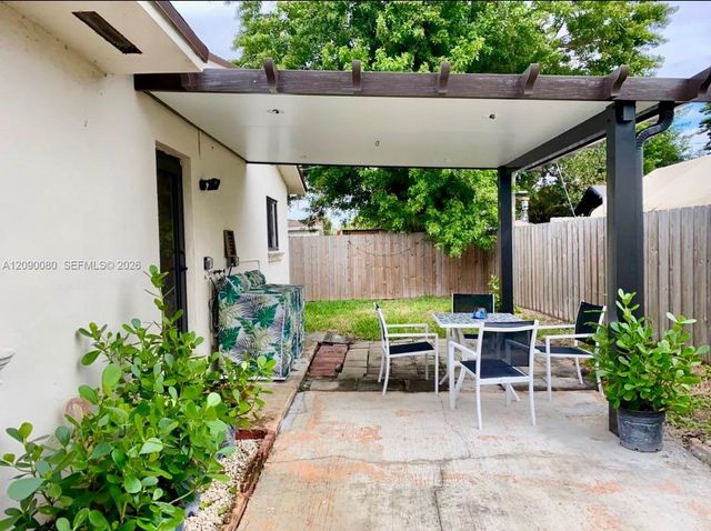 687 SW 113th Avenue,miami 687, Miami, FL 33174