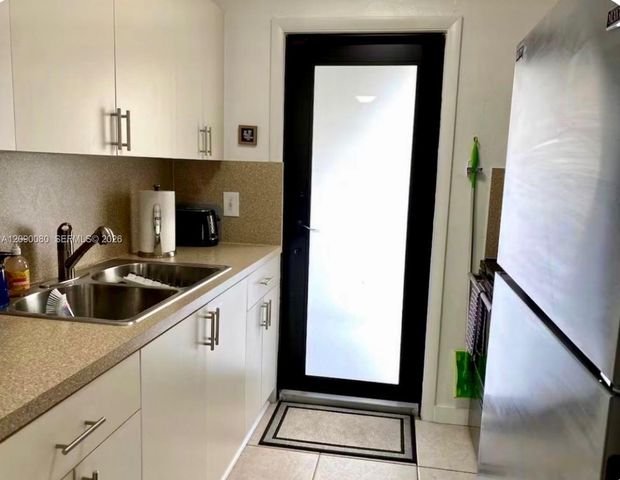 687 SW 113th Avenue,miami 687, Miami, FL 33174