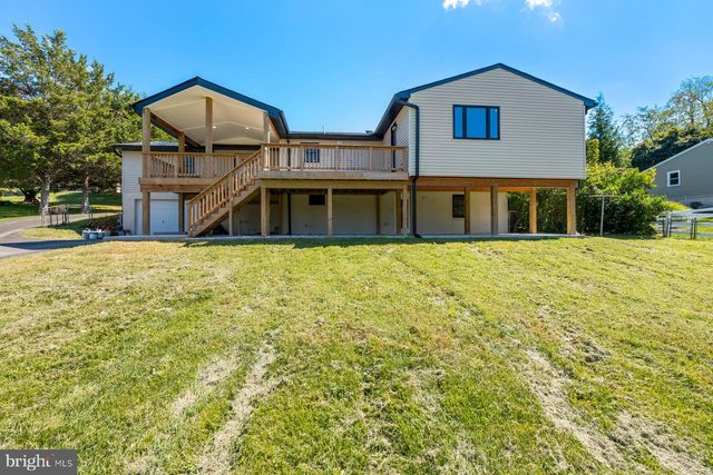 13132 MANOR DR, Mt Airy, MD 21771