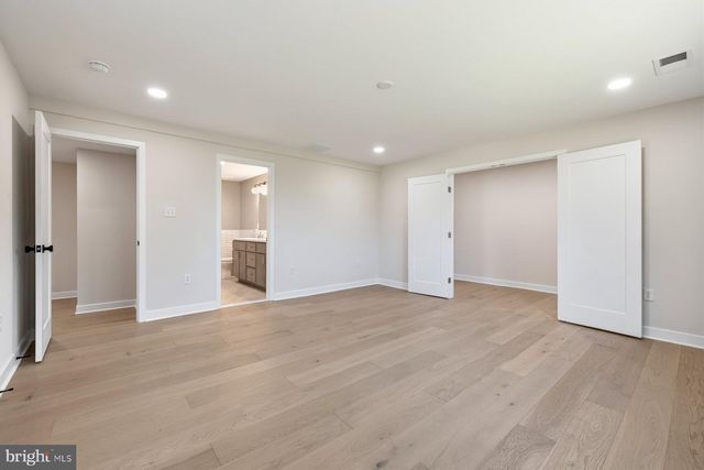 13132 MANOR DR, Mt Airy, MD 21771