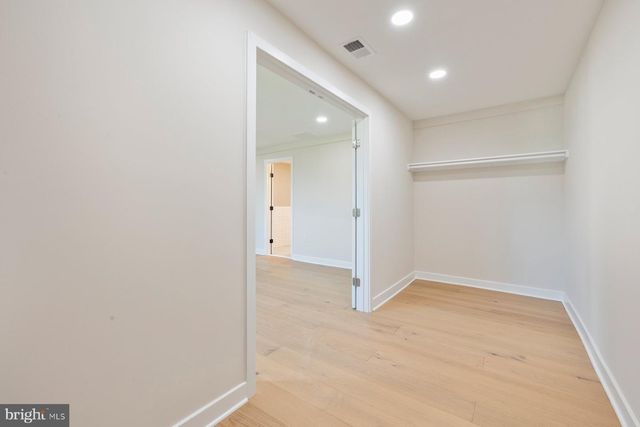 13132 MANOR DR, Mt Airy, MD 21771