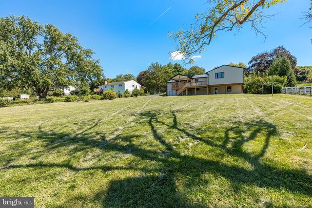 13132 MANOR DR, Mt Airy, MD 21771