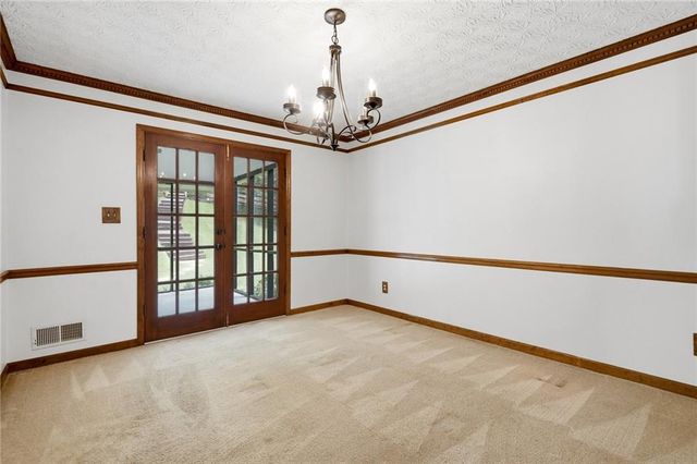 10870 Shallowford Road, Roswell, GA 30075