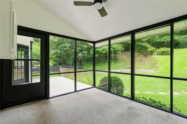 10870 Shallowford Road, Roswell, GA 30075