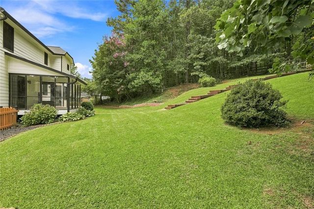10870 Shallowford Road, Roswell, GA 30075