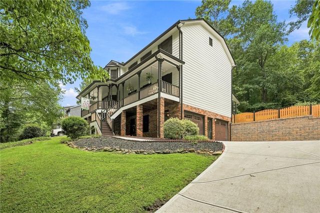10870 Shallowford Road, Roswell, GA 30075