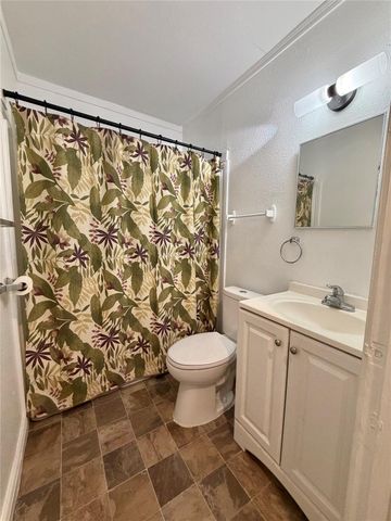 234 Jasmine Street, Lake Jackson, TX 77566