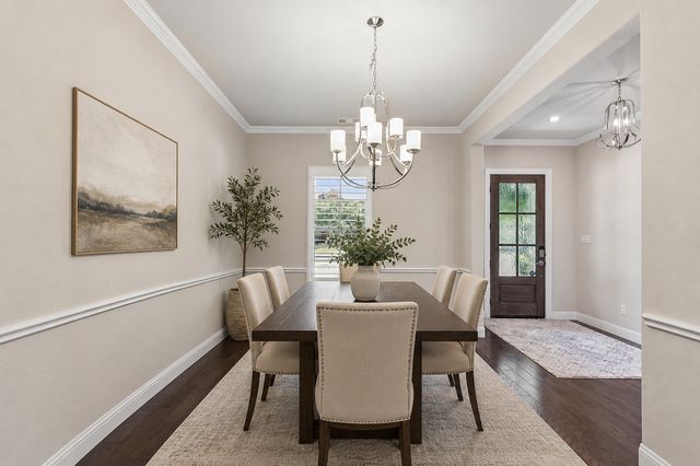 2232 Royal Crescent Drive N, Flower Mound, TX 75028