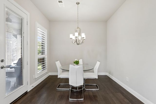 2232 Royal Crescent Drive N, Flower Mound, TX 75028