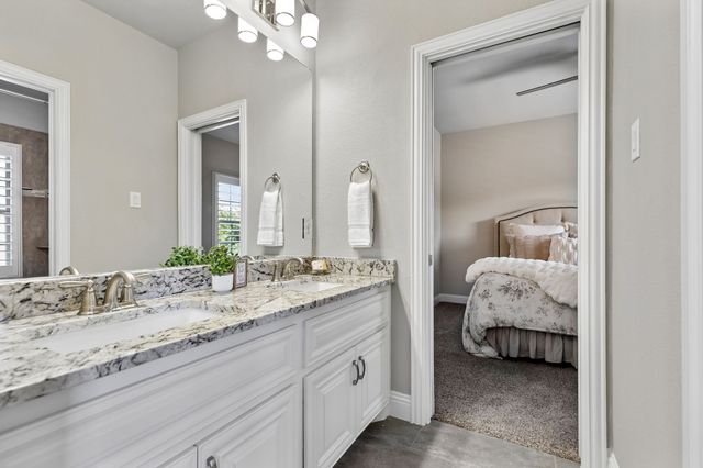 2232 Royal Crescent Drive N, Flower Mound, TX 75028