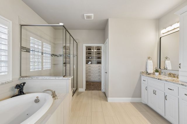 2232 Royal Crescent Drive N, Flower Mound, TX 75028
