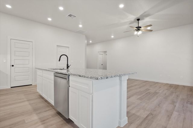 7004 56th Street, Lubbock, TX 79407