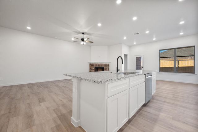 7004 56th Street, Lubbock, TX 79407