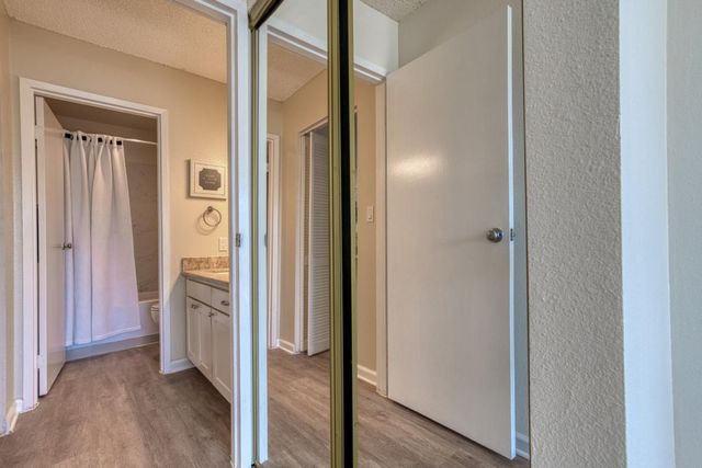 376 Imperial Way 315, Daly City, CA 94015