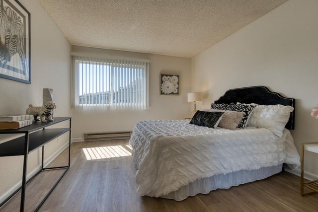 376 Imperial Way 315, Daly City, CA 94015