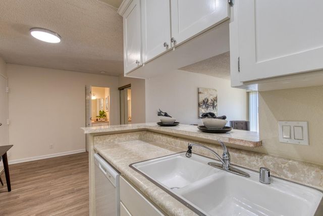 376 Imperial Way 315, Daly City, CA 94015