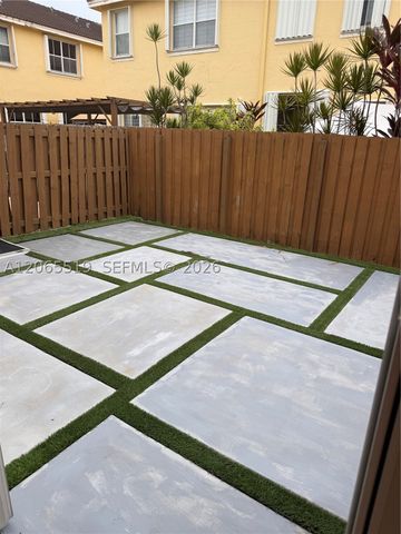 15069 SW 9th Way 0, Miami, FL 33194