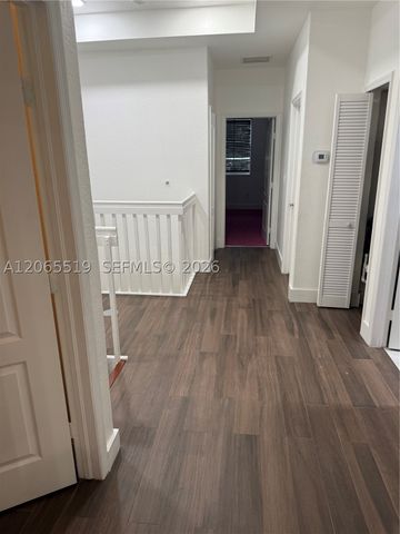 15069 SW 9th Way 0, Miami, FL 33194