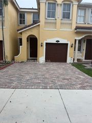 15069 SW 9th Way 0, Miami, FL 33194