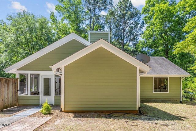 120 Summerlin Drive, Chapel Hill, NC 27514