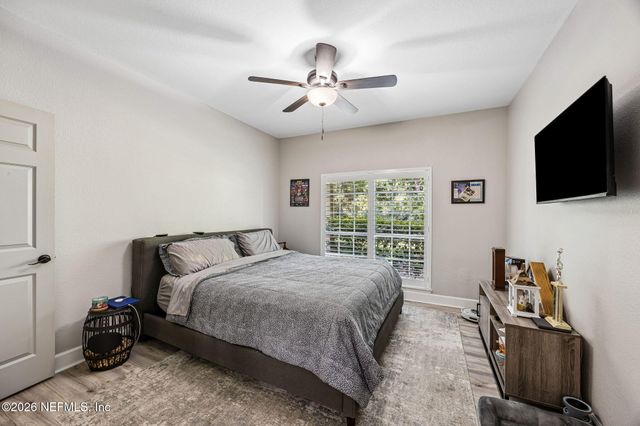 7800 POINT MEADOWS Drive 413, Jacksonville, FL 32256