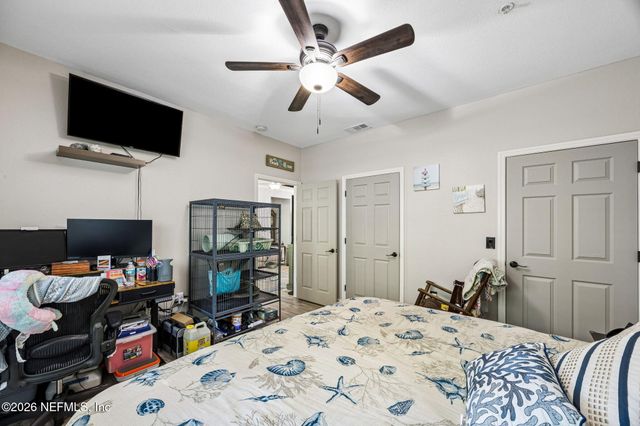 7800 POINT MEADOWS Drive 413, Jacksonville, FL 32256