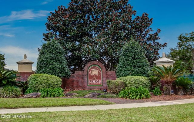 7800 POINT MEADOWS Drive 413, Jacksonville, FL 32256