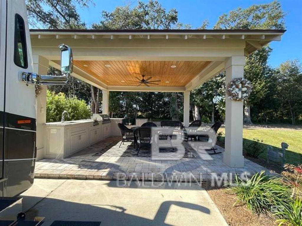 22356 Fairhope Motorcoach Loop, Fairhope, AL 36532