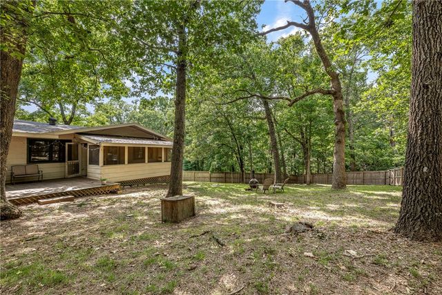 6 Redditch Lane, Bella Vista, AR 72714