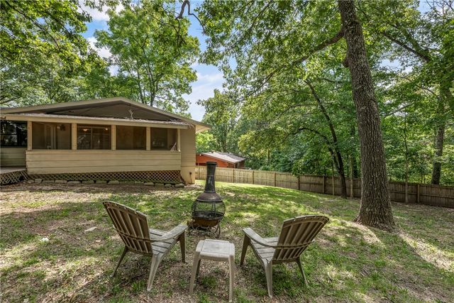 6 Redditch Lane, Bella Vista, AR 72714