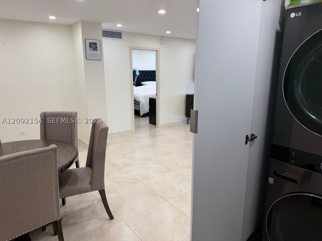 5555 Collins Ave 14G, Miami Beach, FL 33140