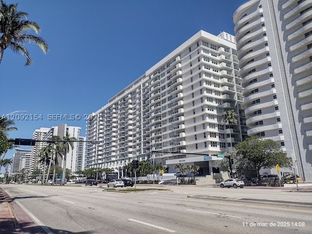 5555 Collins Ave 14G, Miami Beach, FL 33140