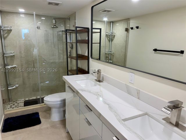 5555 Collins Ave 14G, Miami Beach, FL 33140