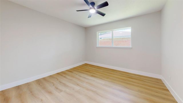 903 Elmwood Drive, Baytown, TX 77520