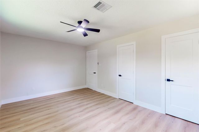 903 Elmwood Drive, Baytown, TX 77520