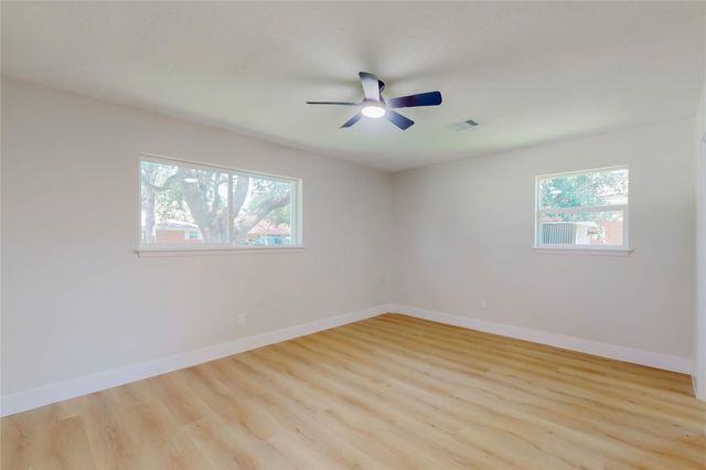 903 Elmwood Drive, Baytown, TX 77520