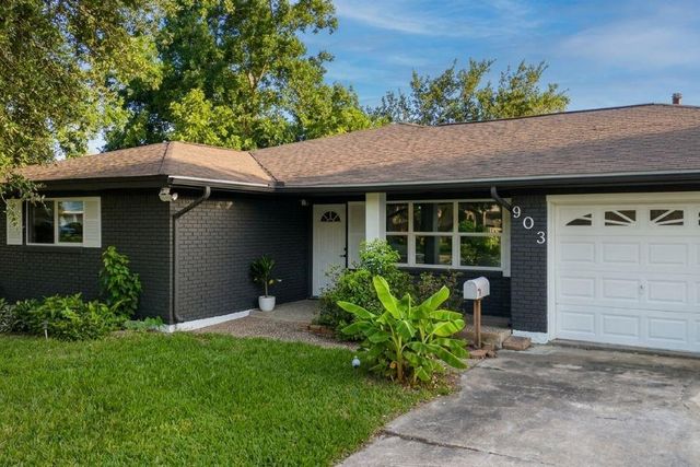 903 Elmwood Drive, Baytown, TX 77520