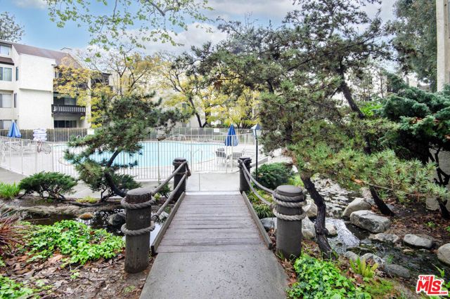 11201 Summertime Lane 201, Culver City, CA 90230