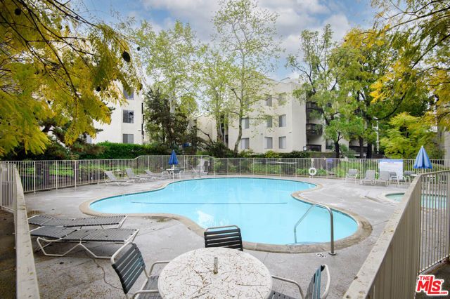 11201 Summertime Lane 201, Culver City, CA 90230