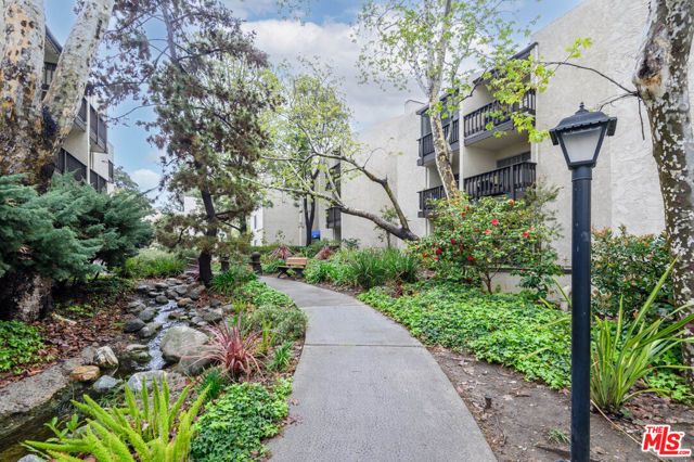 11201 Summertime Lane 201, Culver City, CA 90230