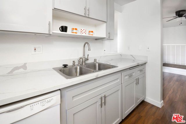 11201 Summertime Lane 201, Culver City, CA 90230