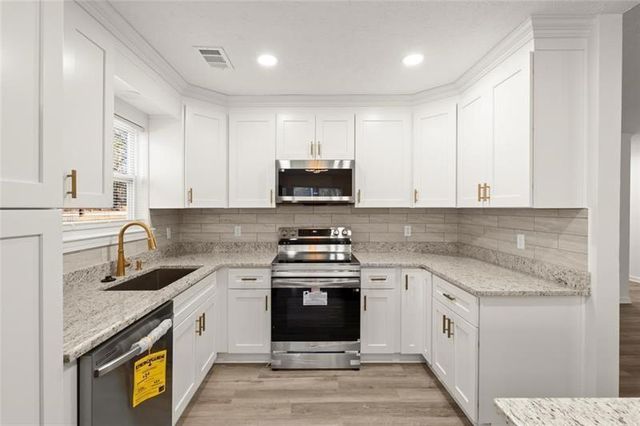 1397 Bentley Woods Trail, Lithonia, GA 30058