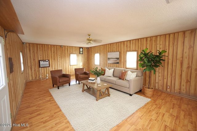 2582 Bakers Chapel Road, Smithfield, NC 27577