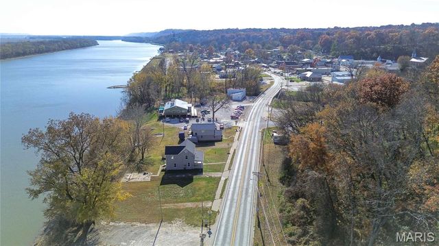 307 N Park Street, Hardin, IL 62047