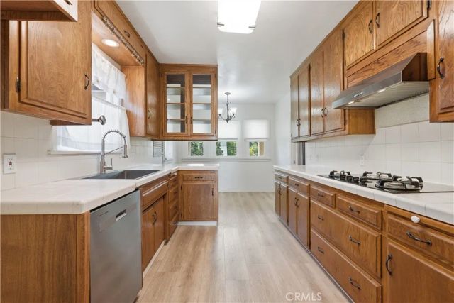 10517 Cushdon Avenue, Los Angeles, CA 90064