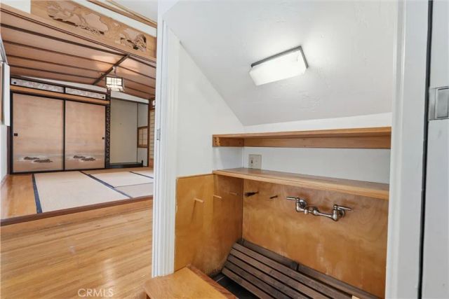 10517 Cushdon Avenue, Los Angeles, CA 90064