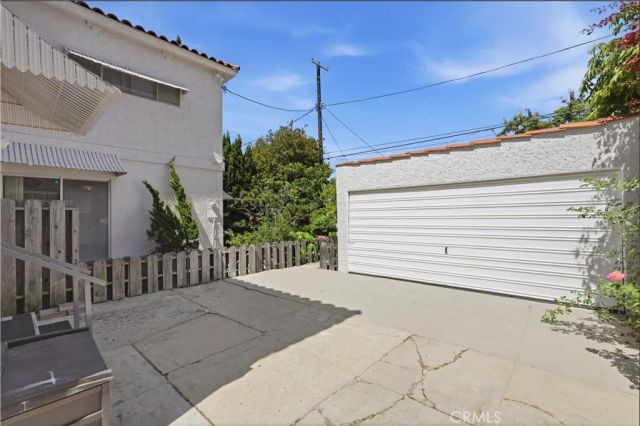 10517 Cushdon Avenue, Los Angeles, CA 90064
