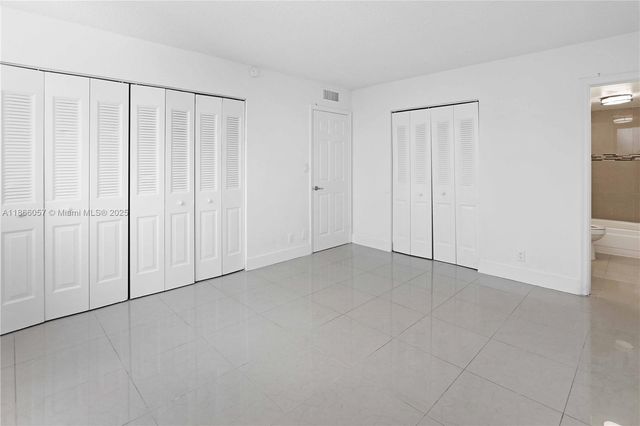 9001 SW 77th Ave C803, Miami, FL 33156