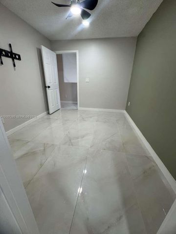 7478 NW 34th St 7478, Lauderhill, FL 33319