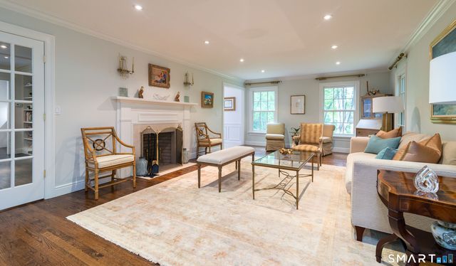 36 Kingswood Place, Ridgefield, CT 06877